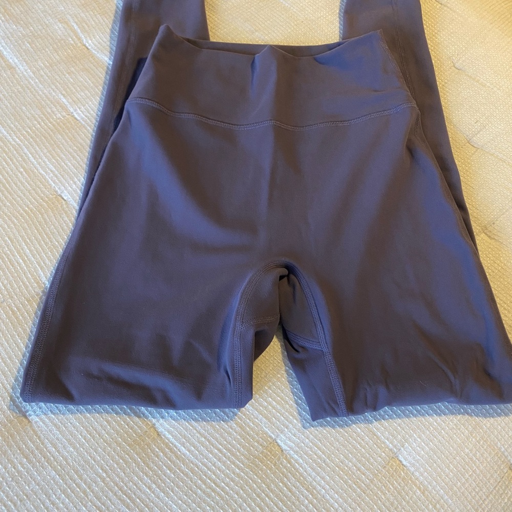 BuffBunny Women's Purple Legacy Leggings, Small